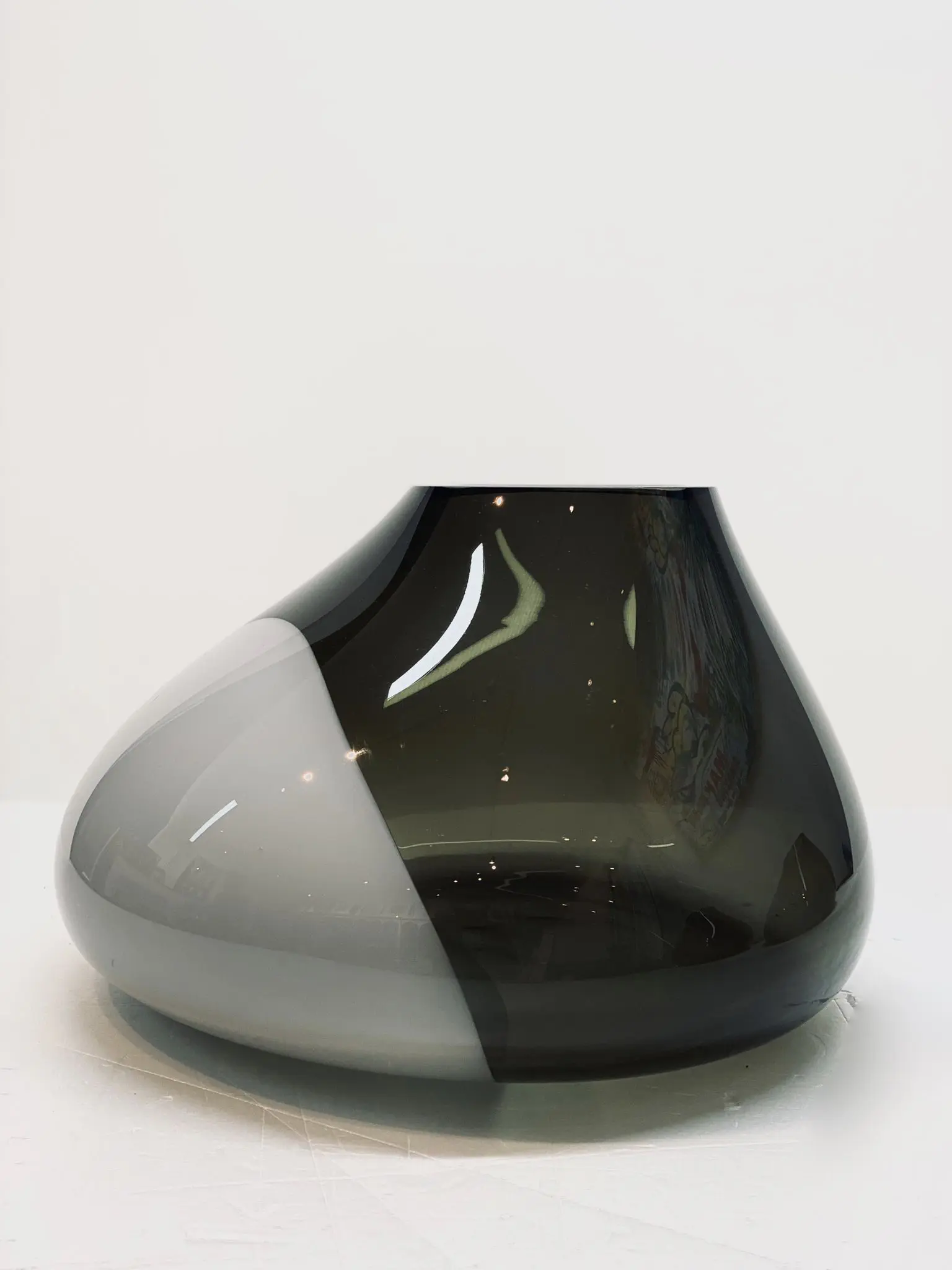 Luxe Vaas Object "Smoke" II - Afbeelding 3