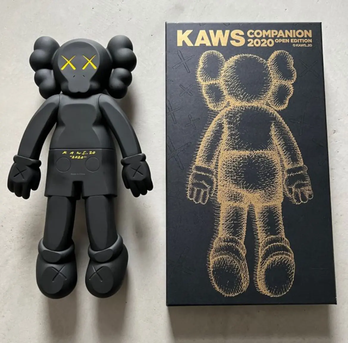 Kaws Face Down Companion - Afbeelding 3