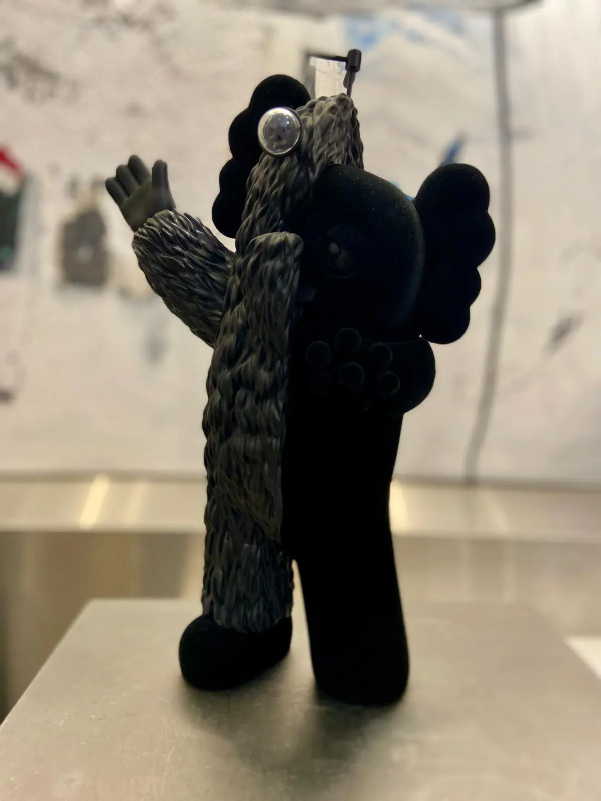 Kaws Kachamukku! Black | The Arts
