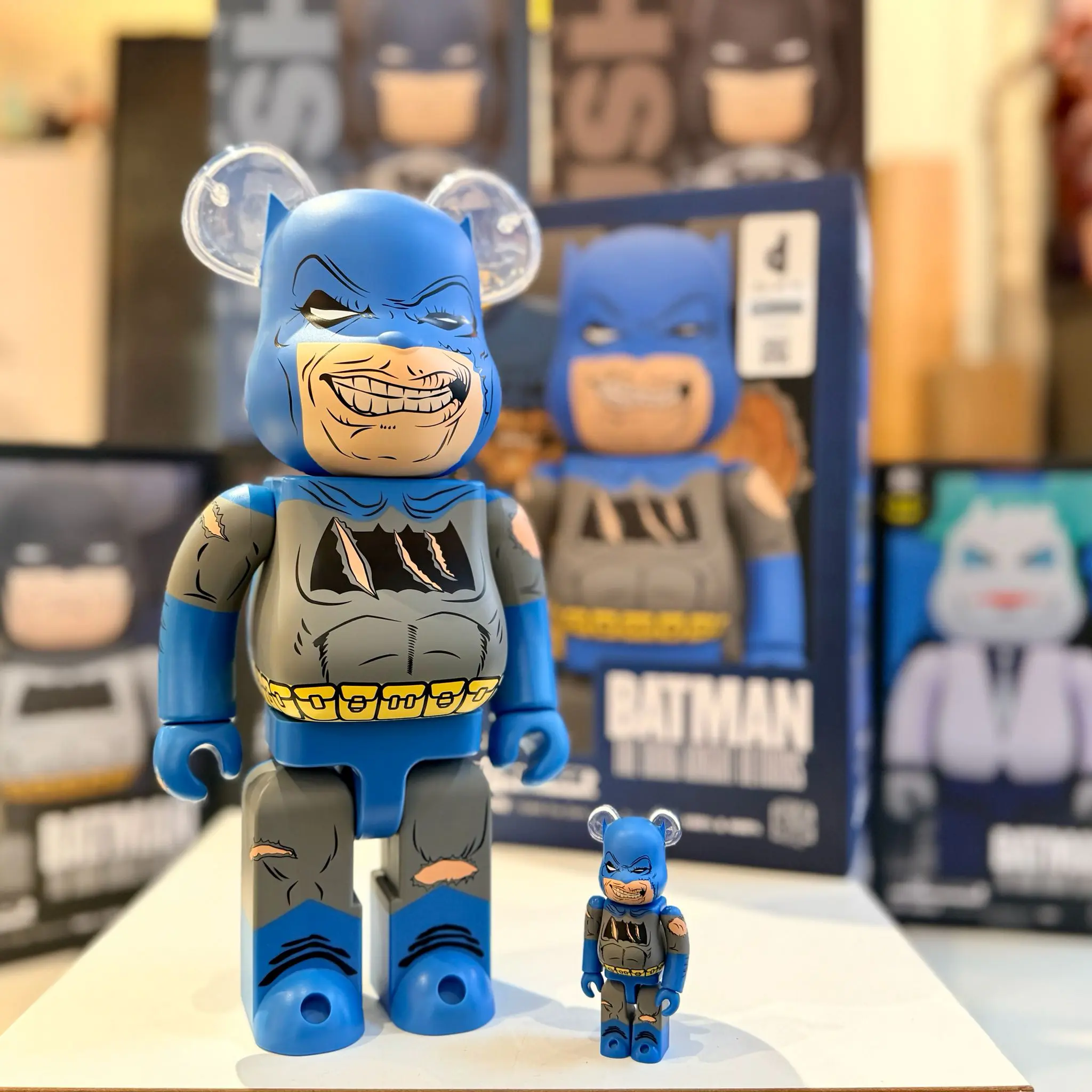 400% & 100% Bearbrick Set - Batman (The Dark Knight Triumphant)