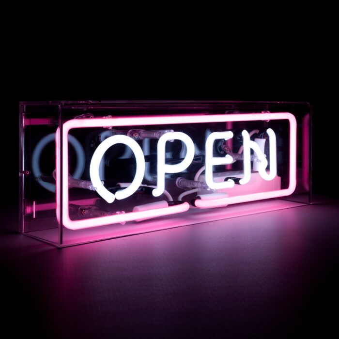 Open - Real Neon Design